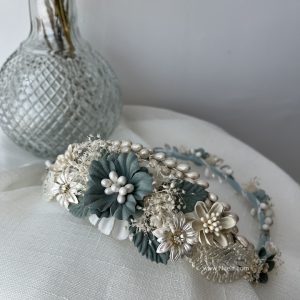 Corona de comunión Cannes detalle floral